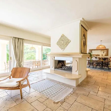 Magnifique De Luxe Avec Piscine