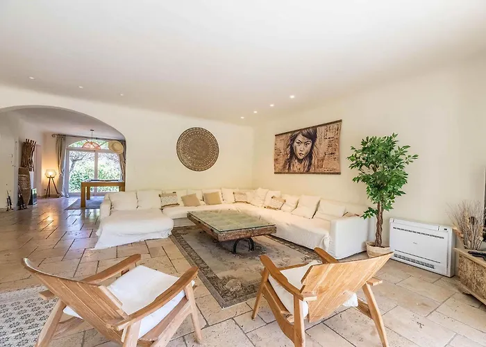 Magnifique De Luxe Avec Piscine Vila *