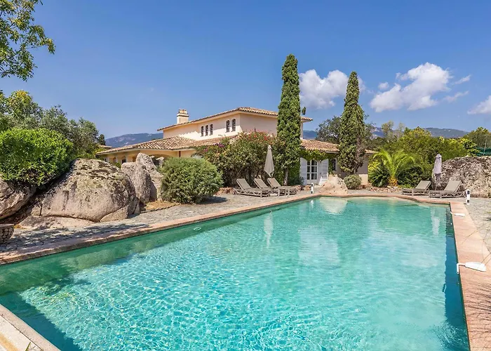 Magnifique De Luxe Avec Piscine Vila *